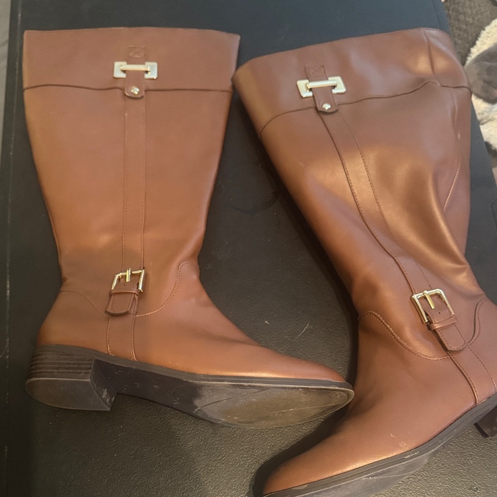 Karen Scott Brown Heeled Boots with Buckle Detail wide calf!